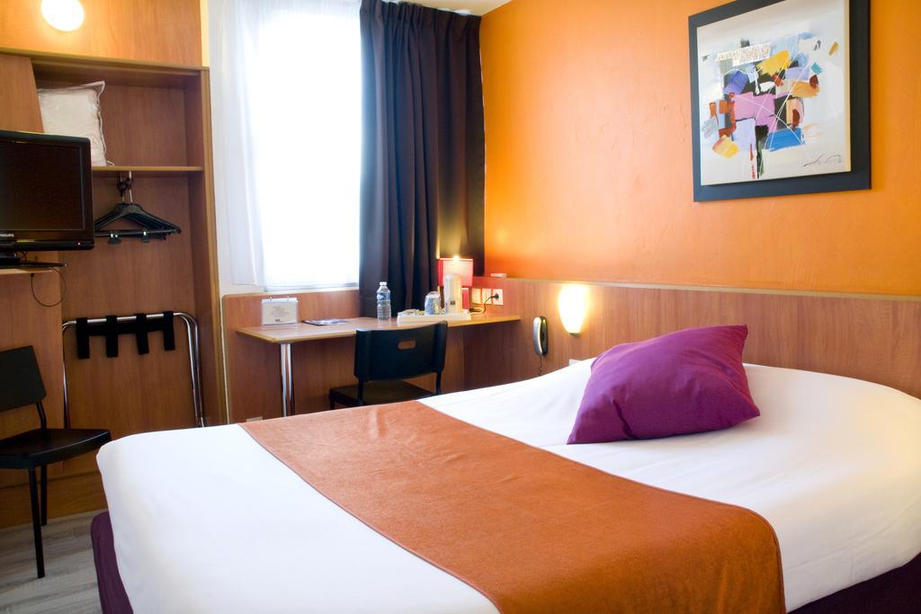 Kyriad Martigues Sud Екстер'єр фото